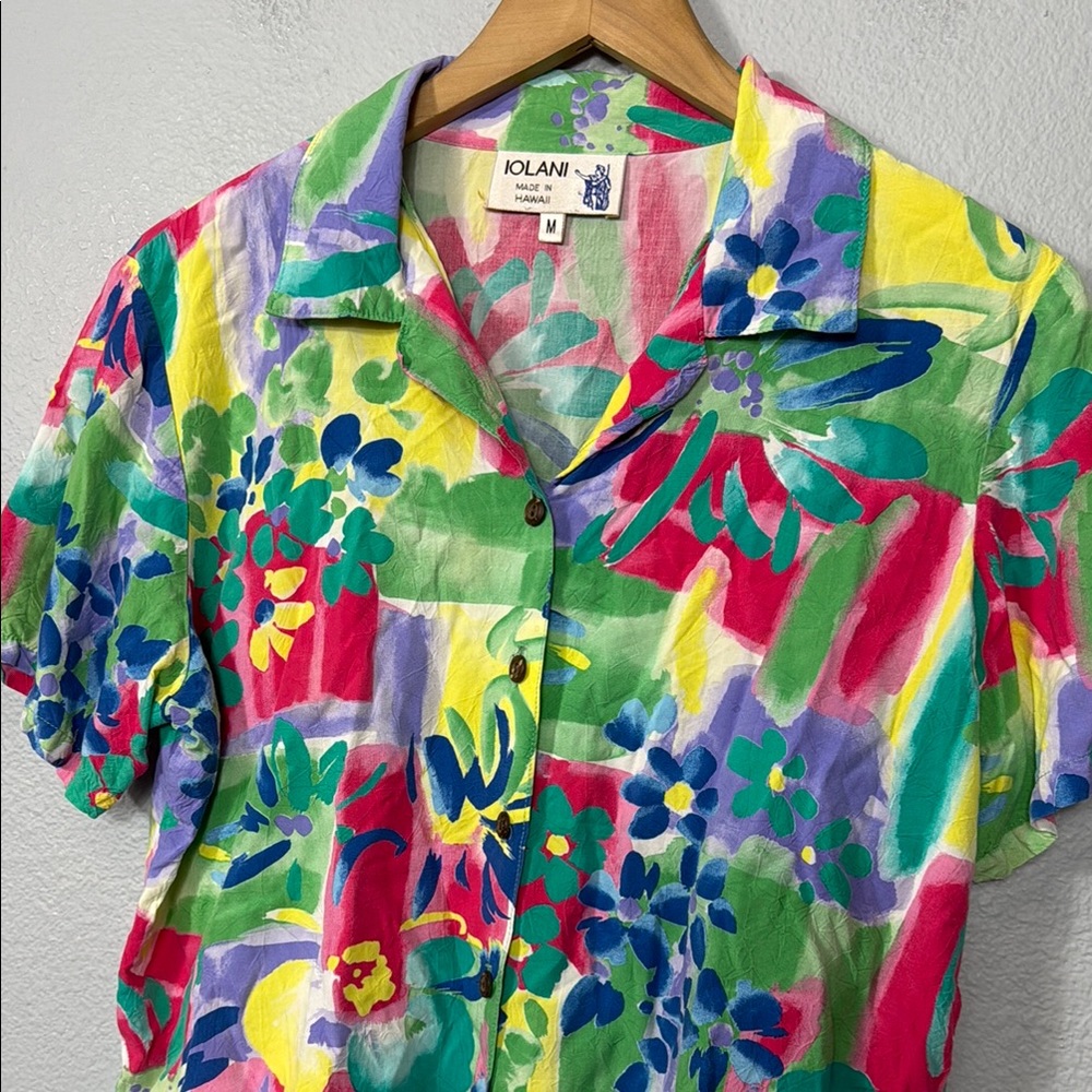 Vintage Iolani Women's Aloha‎ Button Up Top